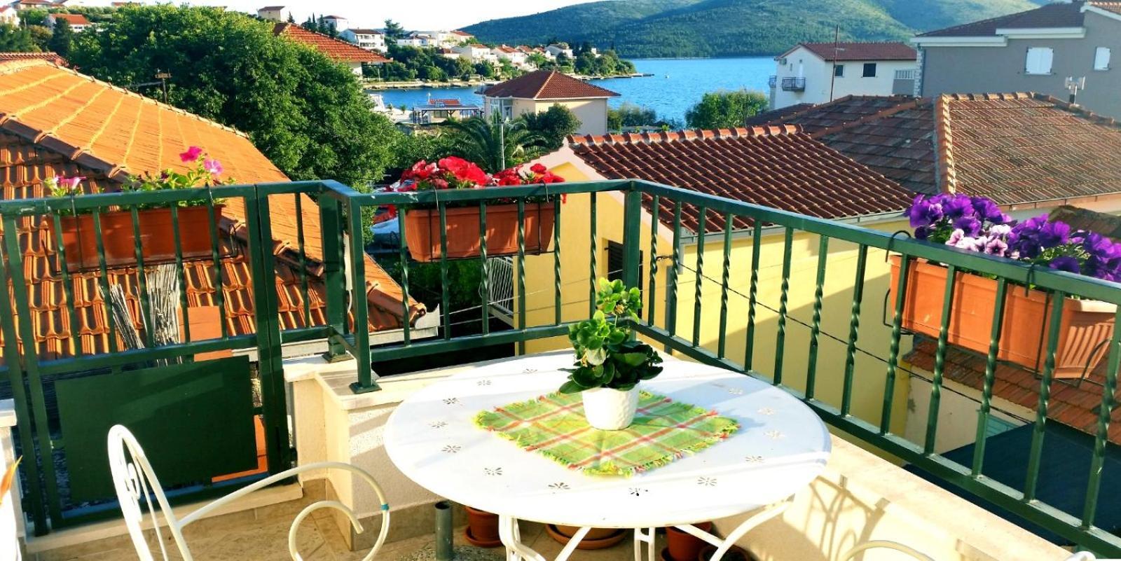 Viktorija Apartments Seget Vranjica Exterior foto